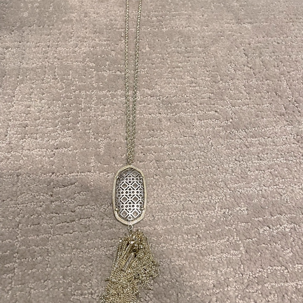 Kendra Scott Nexklace